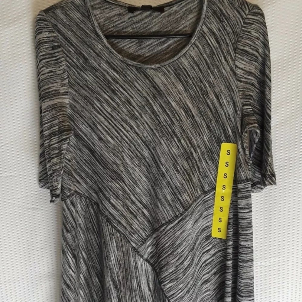 Fever Womens Flowy Crew Neck Knit Sweater Top Asym
